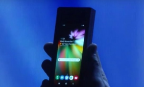 三星Galaxy Fold可折叠手机有5G版本？